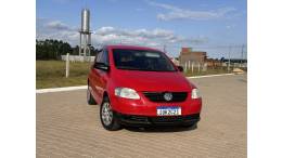 VOLKSWAGEN - FOX - 2007/2008 - Vermelha - R$ 21.900,00