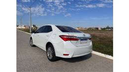 TOYOTA - COROLLA - 2015/2014 - Branca - R$ 85.000,00