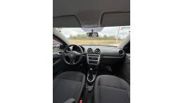 VOLKSWAGEN - GOL - 2015/2016 - Prata - R$ 44.900,00